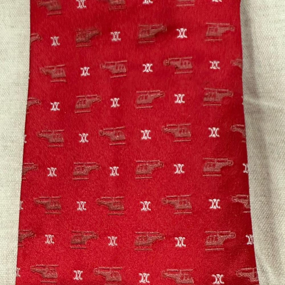 Authentic Celine Red Patterned Tie - Picture 3 of 6